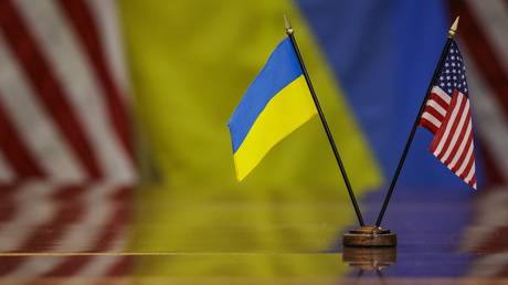 US politicians ‘don’t care’ about Ukraine – Zelensky
