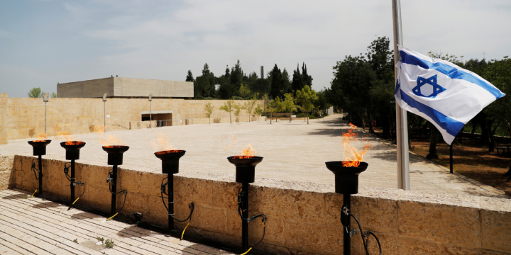Israel Set to Commemorate Yom Hashoah Under the Shadow of War and Global Antisemitism
