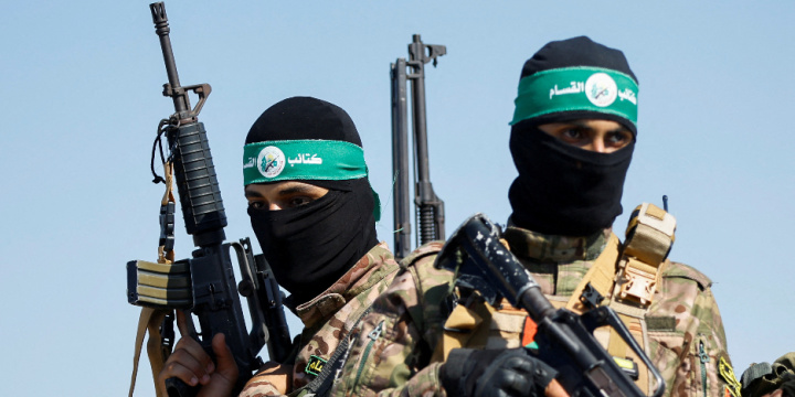 Hamas-Linked Gunmen Rob Bank of Palestine of $70 million – Report