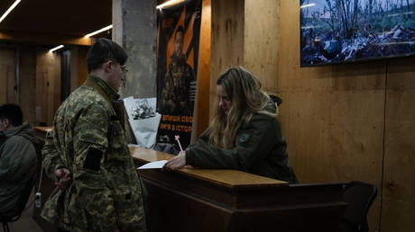 Blinken tells Ukrainians to embrace conscription