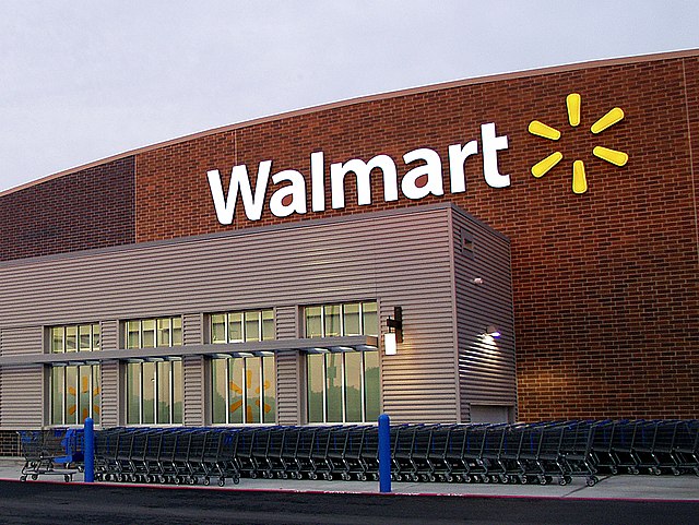 Bidenflation Sends Rich To Walmart