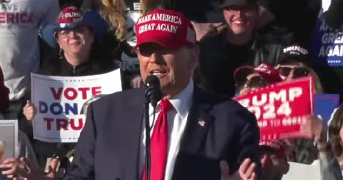 Trump greeted by massive crowd in NJ – he declares ‘gloves are off’ while blasting Biden as a ‘total moron’