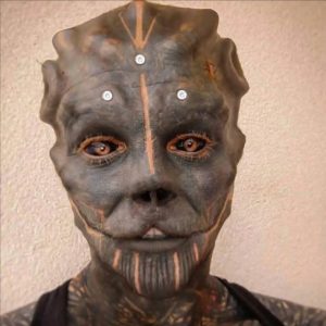 He Transformed Himself Into An “Alien”, Then He Found Out The Hard Way That…