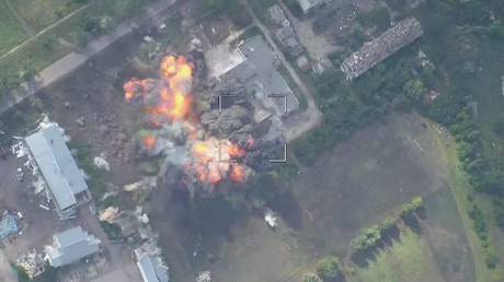 Russia strikes Ukrainian pilot training hub