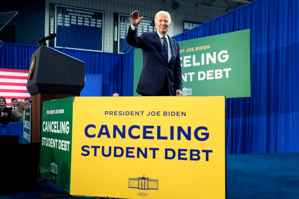 Missouri, Kansas Judges Temporarily Halt Much Of President Biden’s Student Debt Forgiveness Plan