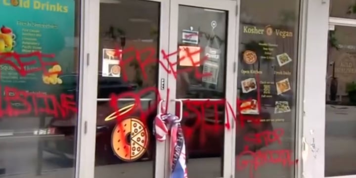 Jewish-Owned Bagel Shop in Miami Vandalized With Antisemitic Graffiti, Gets Cleaned Up by Mayor, Federal Judge