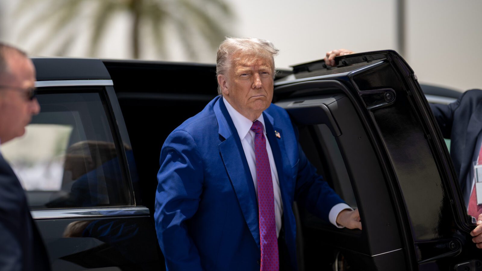 “AUTHORIZATION IMMEDIATELY GRANTED FOR ARREST AND INCARCERATION” – Trump Calls For Arrest Of Those Things At ICE