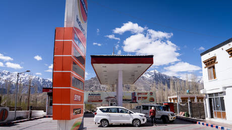 EU sanctions on Indian refinery ‘unjustified and illegal’ – Rosneft