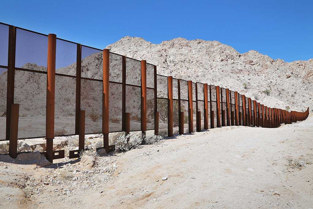 Border ENFORCEMENT CRACKDOWN—Numbers PLUMMET Overnight