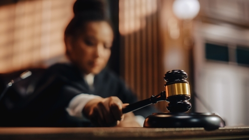 Defendant Claims Innocence After Courthouse Stabbing Incident Shocks Manhattan
