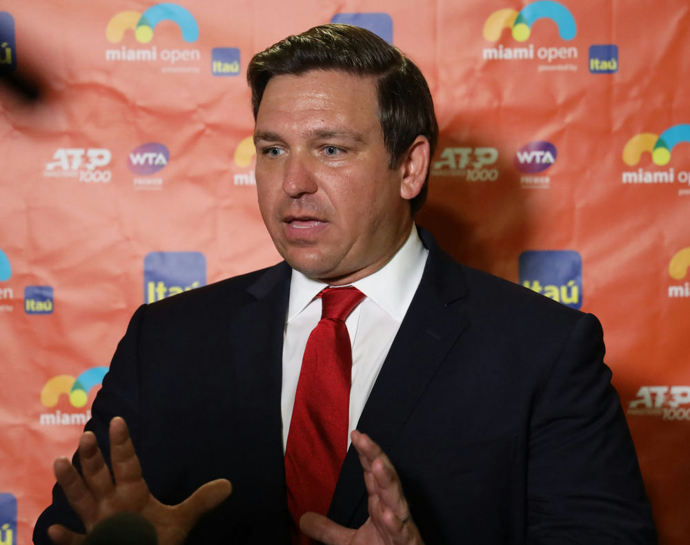 DeSantis Stuns with Aggressive Immigration Crackdown…