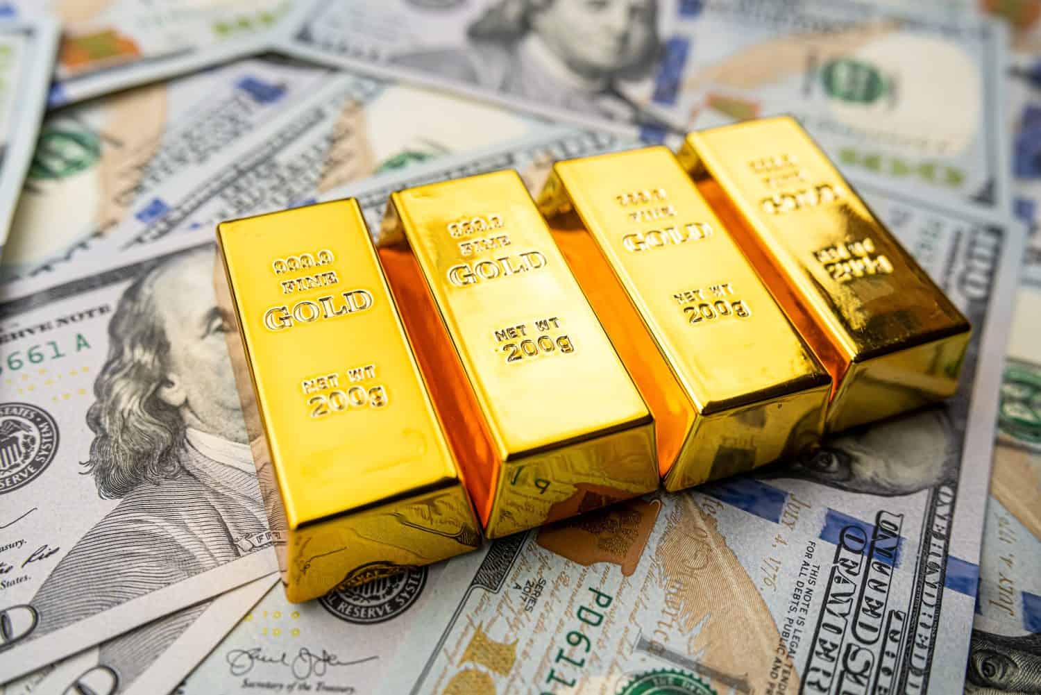With the Potential for $4,000 Gold, Here are Five Hot ETFs to Consider