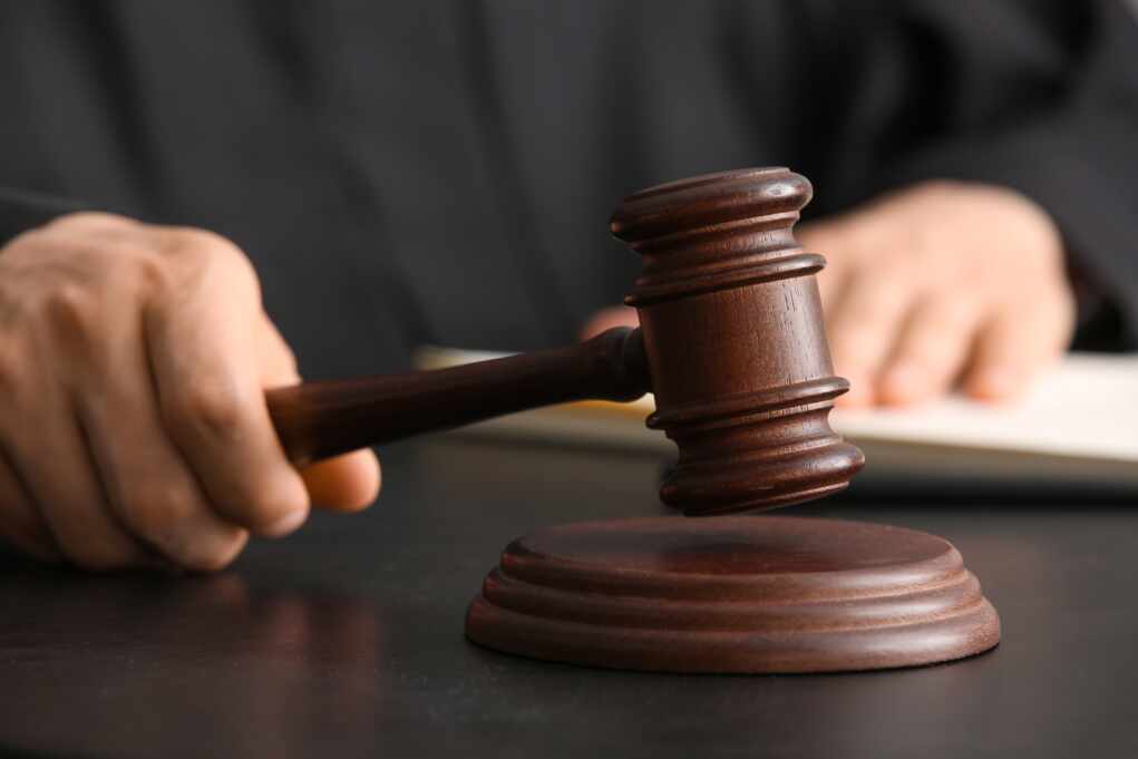 Judge FREEZES Trump’s Child Deportation Blitz!